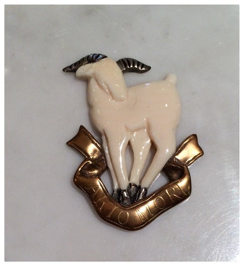 ちょっと変わった(山)羊のブローチ | 10年以上も飽きないアクセサリー