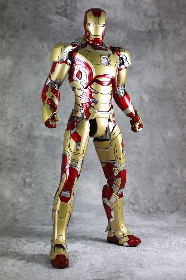 HOTTOYS アイアンマン3 DIECAST アイアンマン・マーク42 レビュー