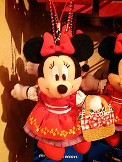 ベリー摘みミニーぬいぐるみストラップ（ベリーちゃん） 東京
