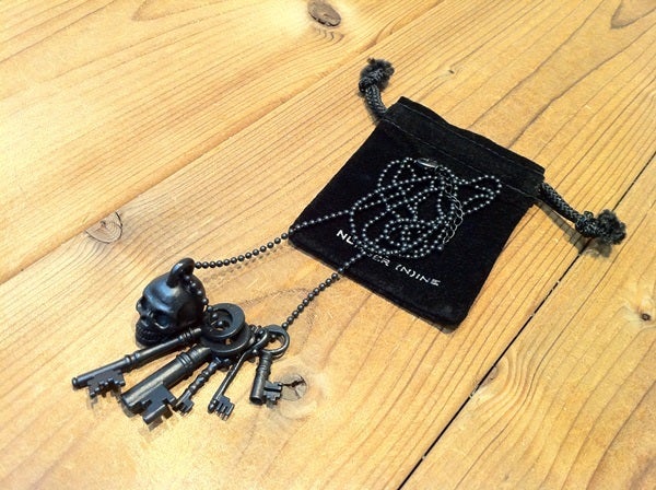 ナンバーナイン / 