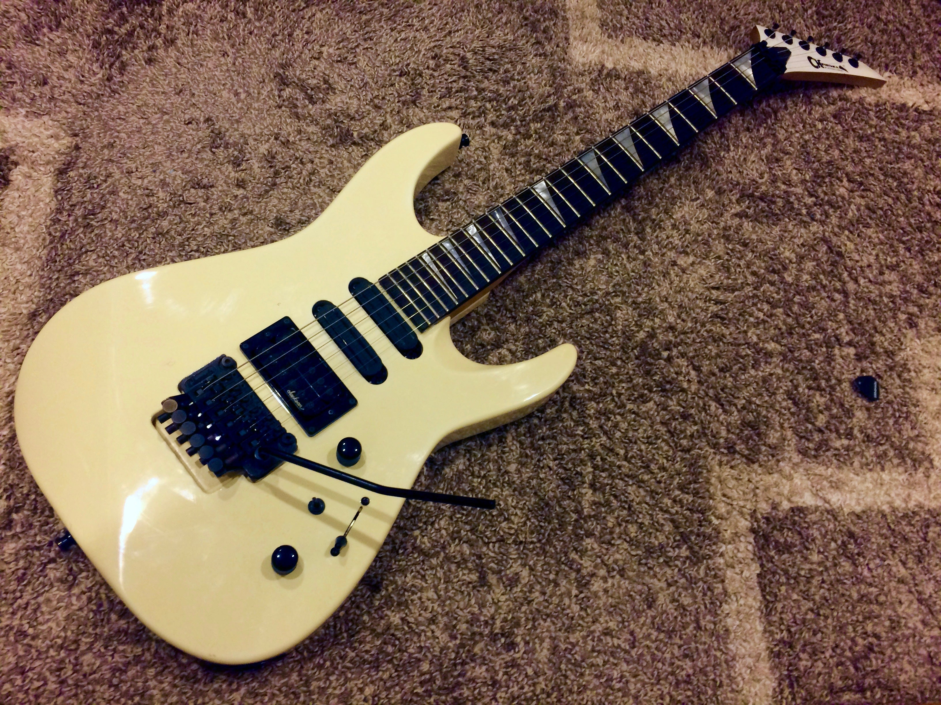 Charvel SDK-110-SSH #2 改造 ＆ 修理 | 冷や汗かいても後悔せず