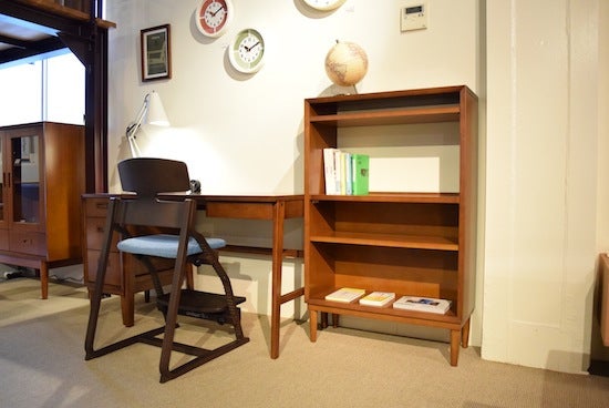 学習机もカリモク60で。（プレゼントもあるよ） | APARTMENT