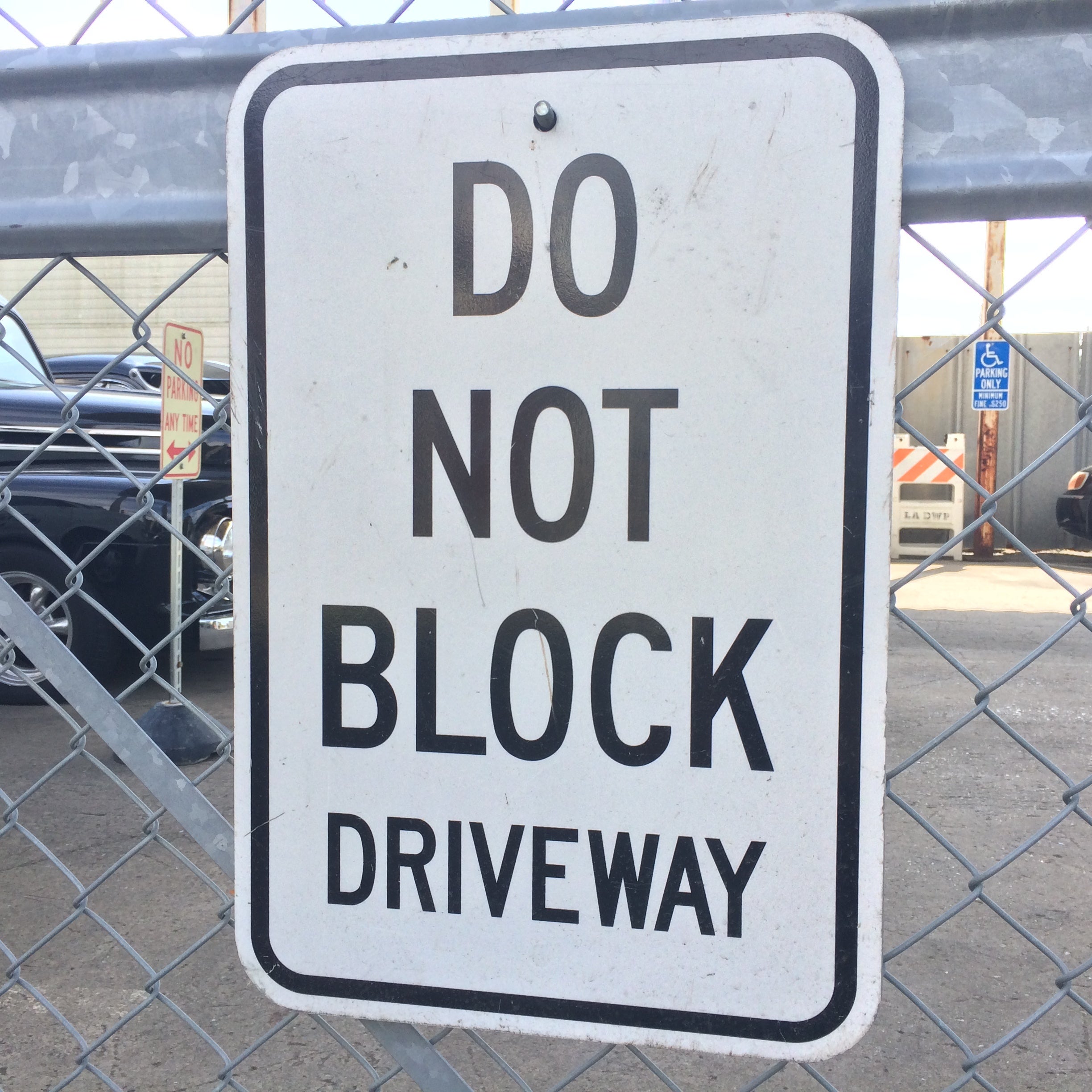 アメリカンロードサイン NO PARKING | Jo's antiques OFFICIAL BLOG