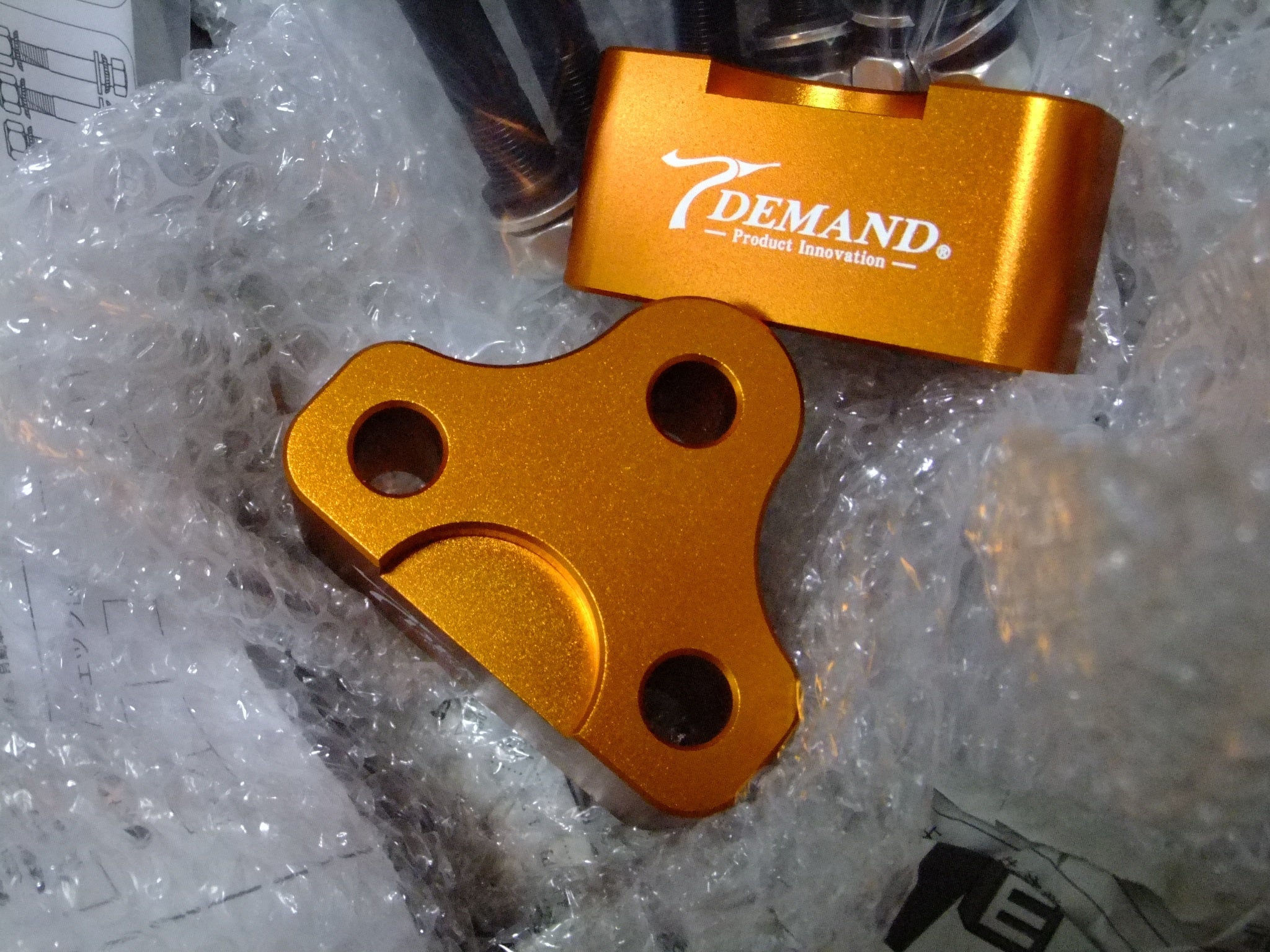 T-DEMAND】プリウス EASY PRO 足回り補正パーツ | 【わたるん