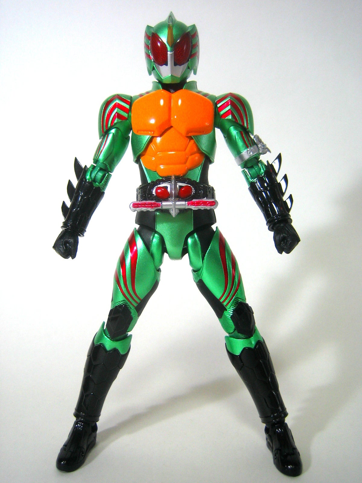 養殖。S.H.フィギュアーツ「仮面ライダーアマゾンオメガ」 | ダメ人間