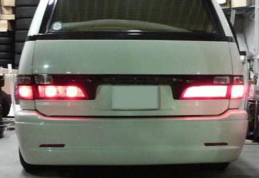 LED テールランプ 完成 TCR エスティマ | すすめ！ 自動車屋