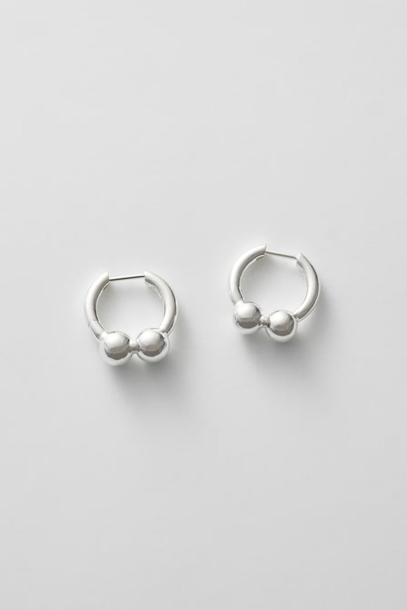 ALL BLUES | PEARL EARRINGS TWO SMALL SINGLE / POLISHED SILVER