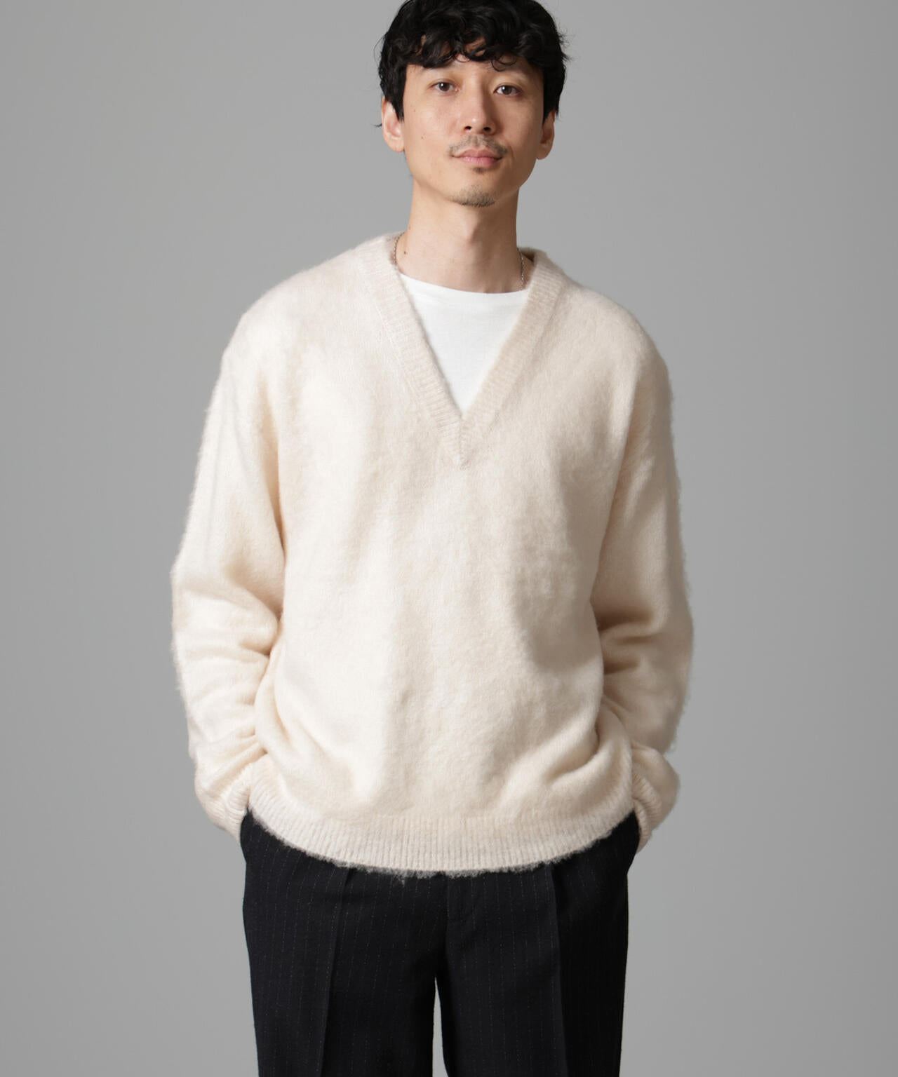 モヘヤ ブレンド 起毛 Vネック ニット