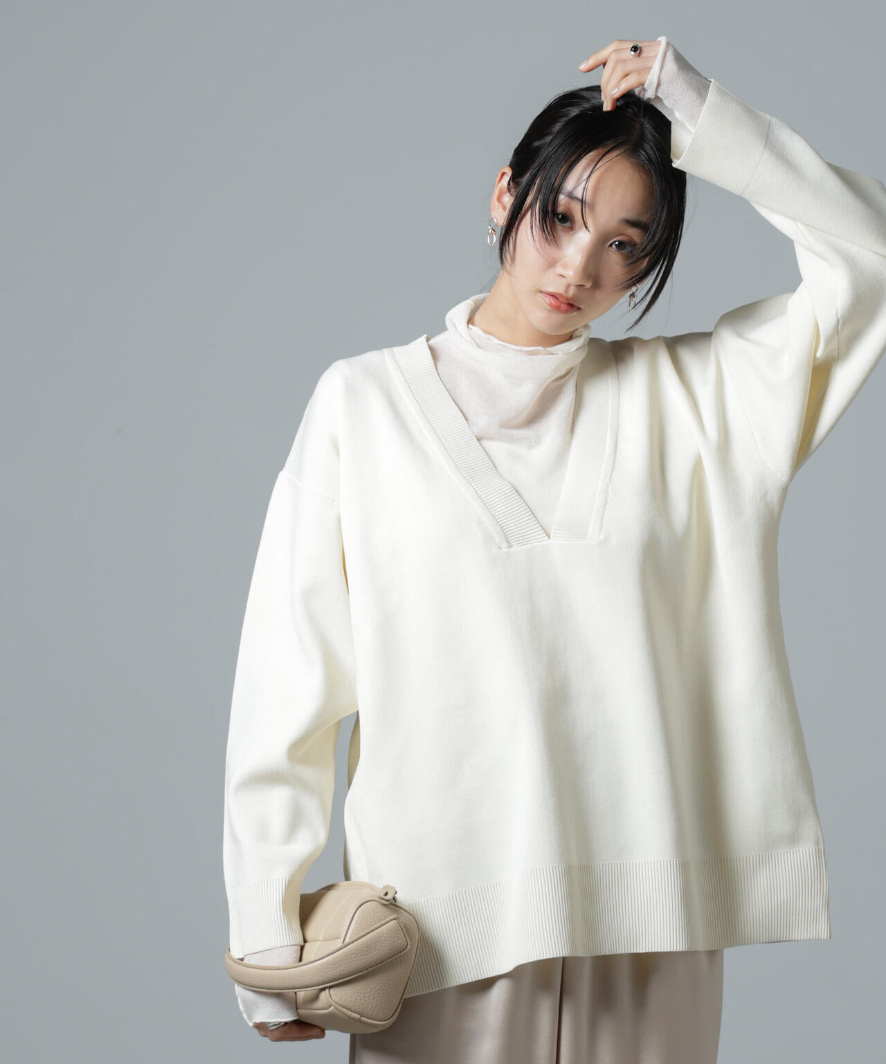 洗濯機洗い可 Vネック バックスリット ニット トップス