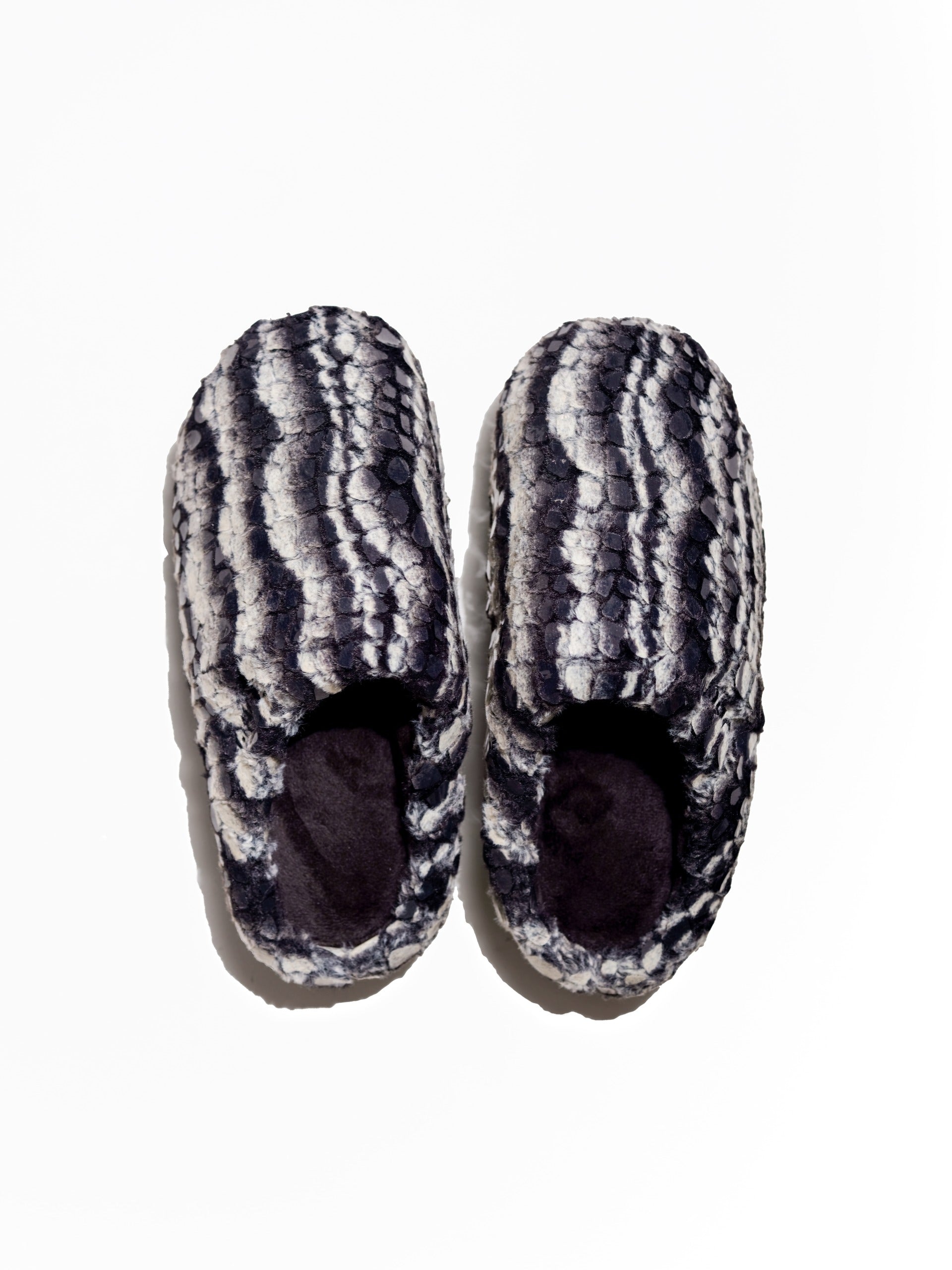 HAREMOKEMO ROCK SURFACE ZEBRA – SUBU ONLINE STORE