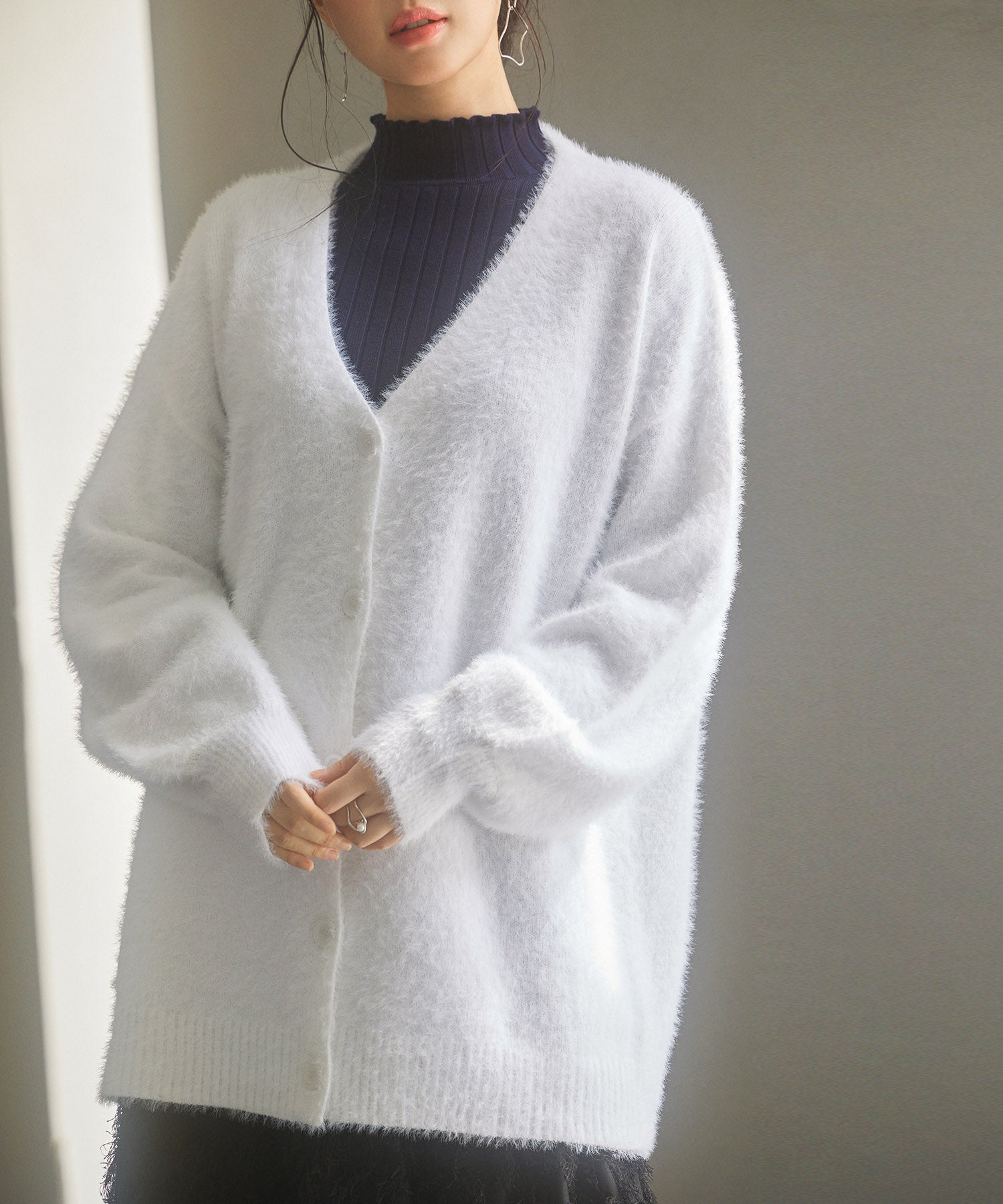 Vネックドロップショルダーシャギーカーディガンsdp8034 ホワイト