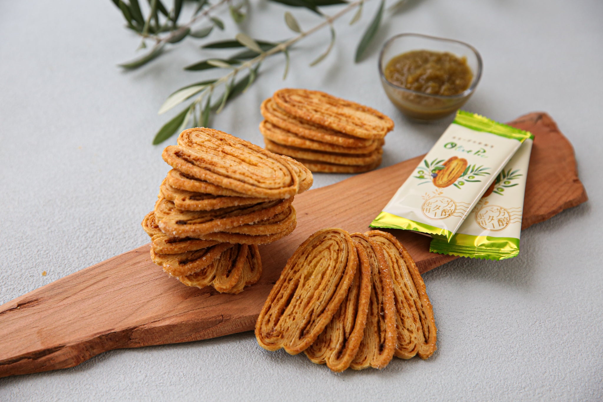 オリーブのかおり(オリーブパイ) – 讃岐三白