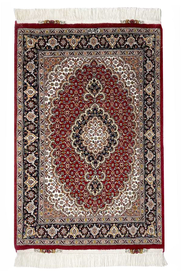 ペルシャ絨毯 タブリーズ ゴンバディ文様 207×150㎝ ペルシャ絨毯