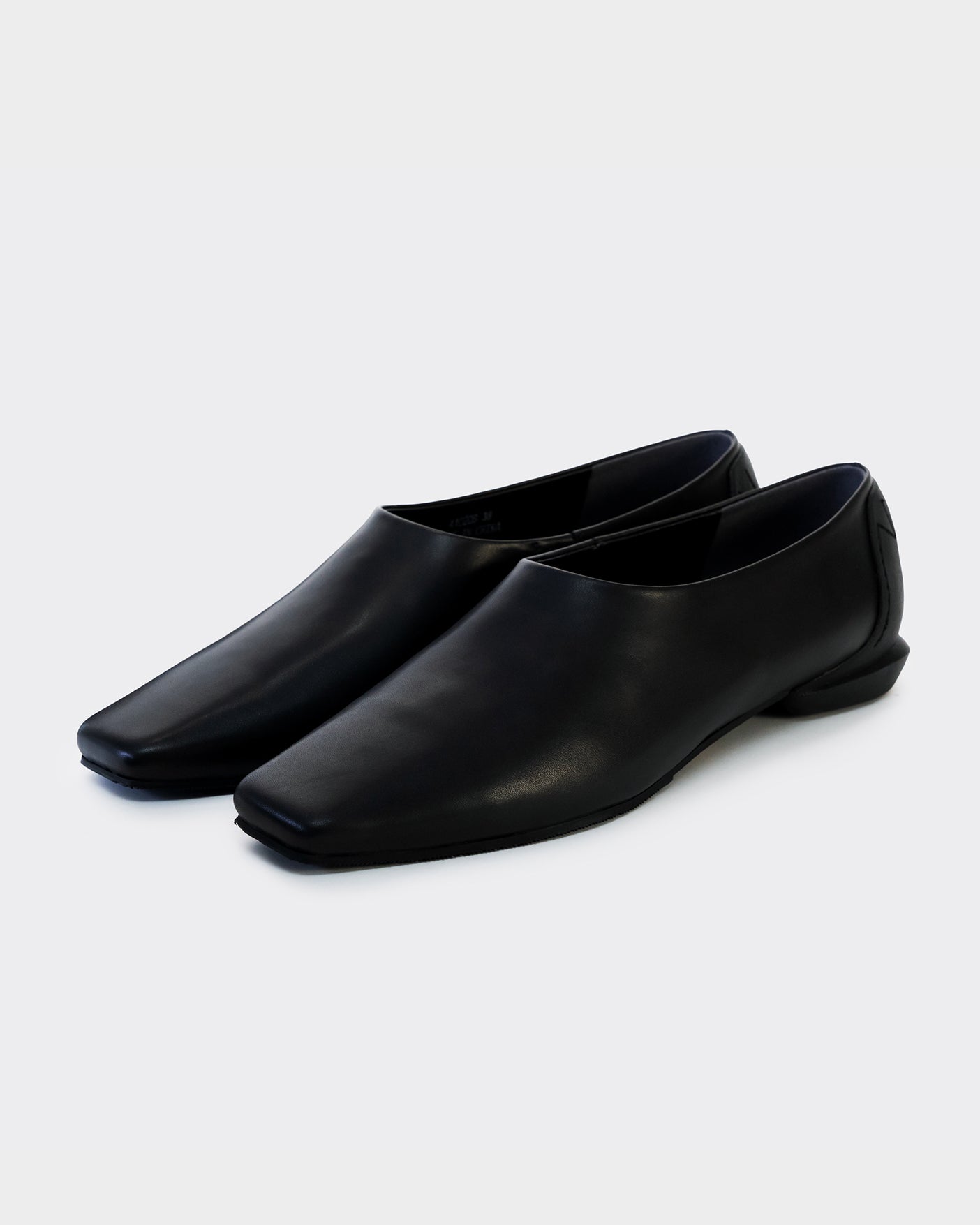 MM TIGHT SQUARE SLIPON / BLACK – SHISEI