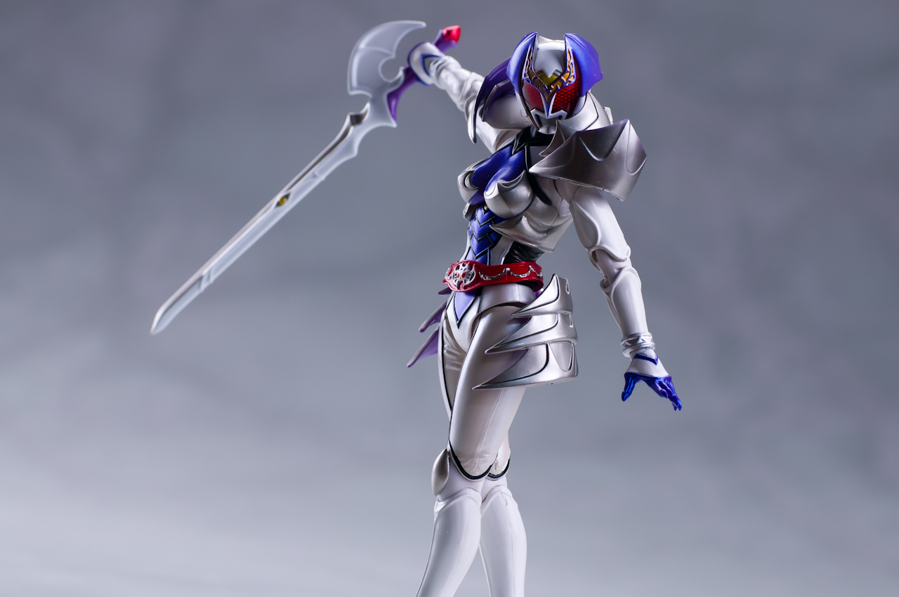 レビュー】 バンダイ S.H.Figuarts 仮面ライダーキバーラ [仮面