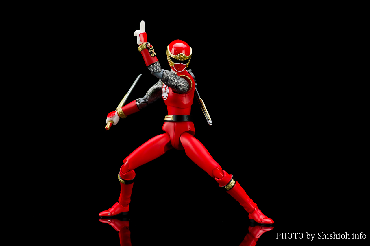 レビュー】 バンダイ S.H.Figuarts ハリケンレッド [忍風戦隊