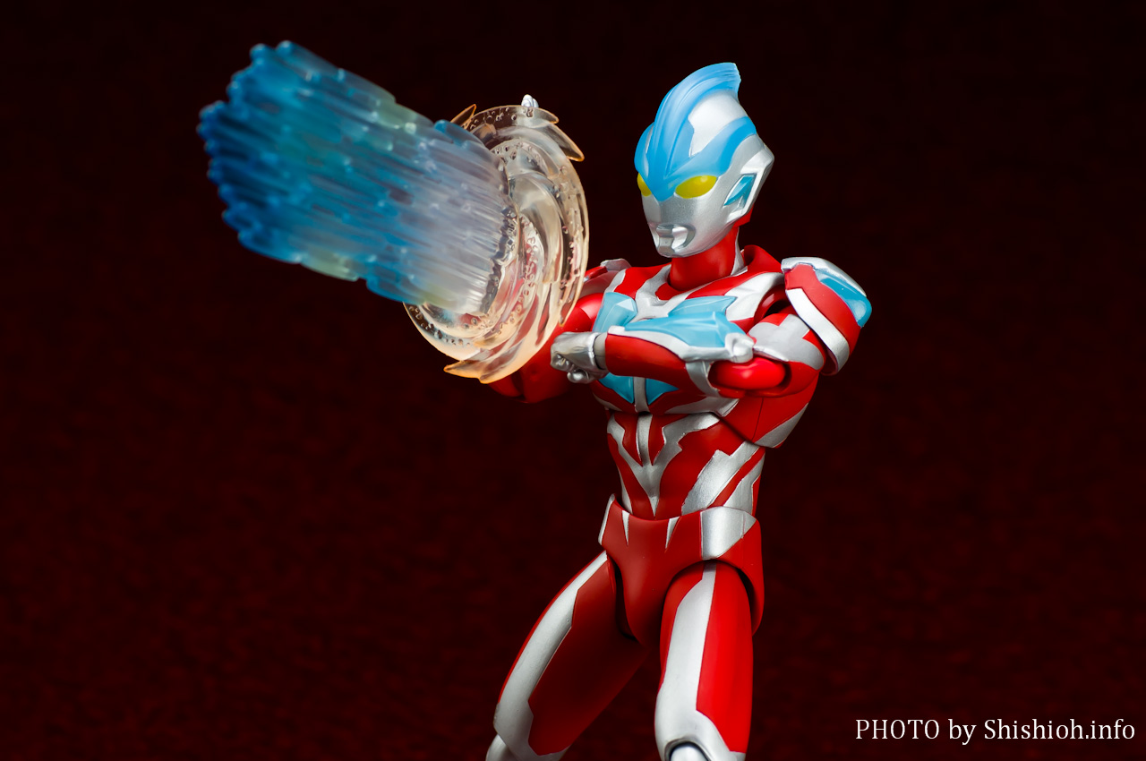 レビュー】 バンダイ ULTRA-ACTウルトラマンギンガ [ウルトラマンギンガ]
