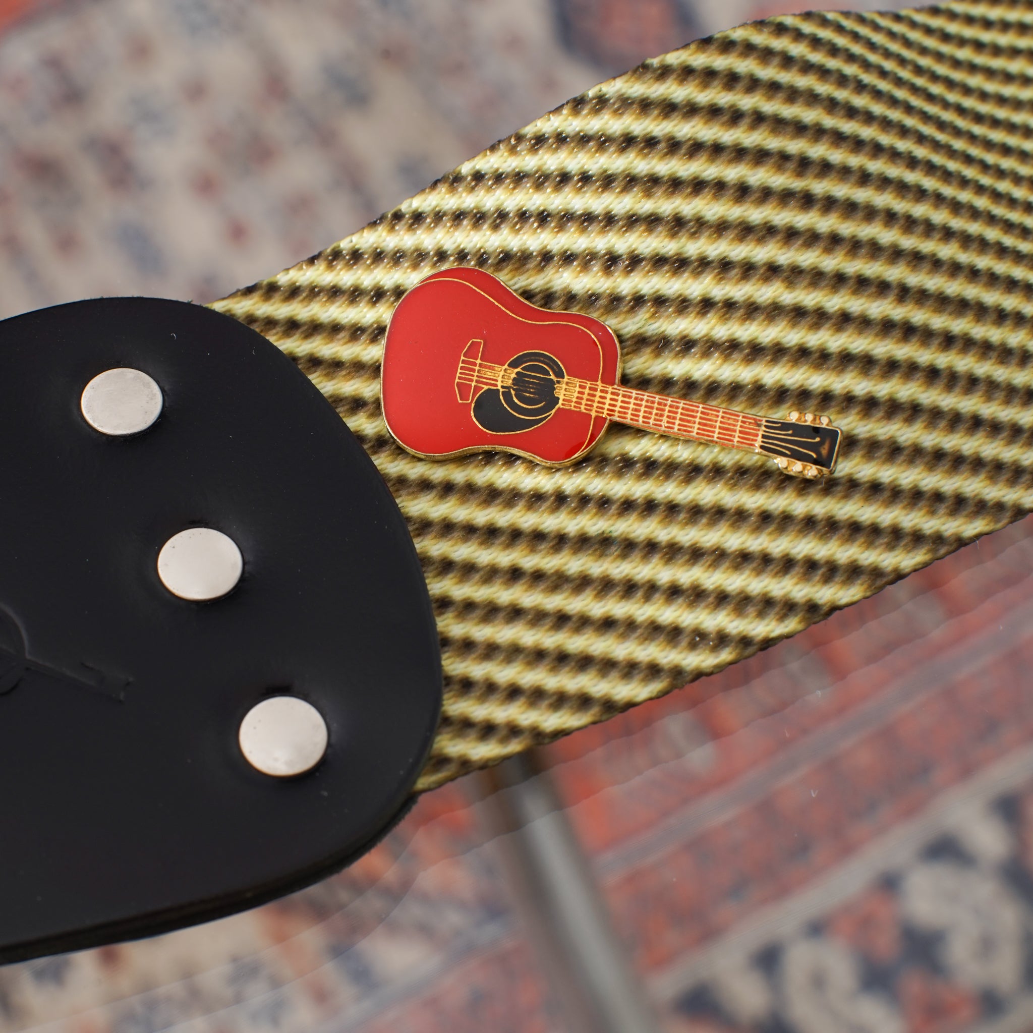 39EAD6B3-8196-4E55-9B68-