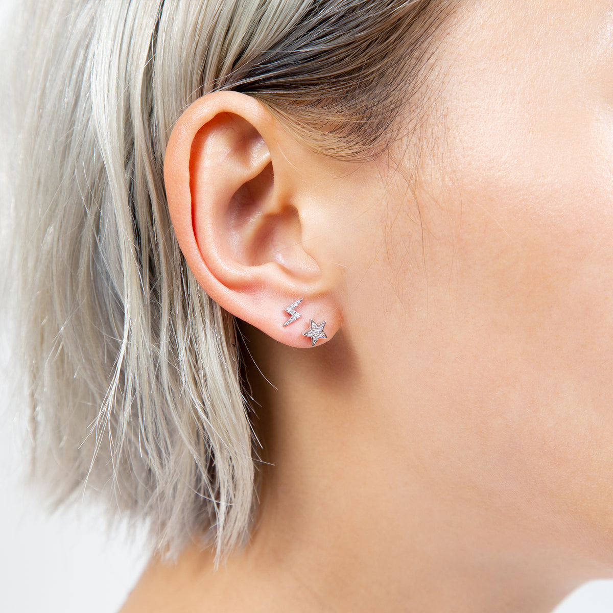 プチイナズマピアス – Bijou de M