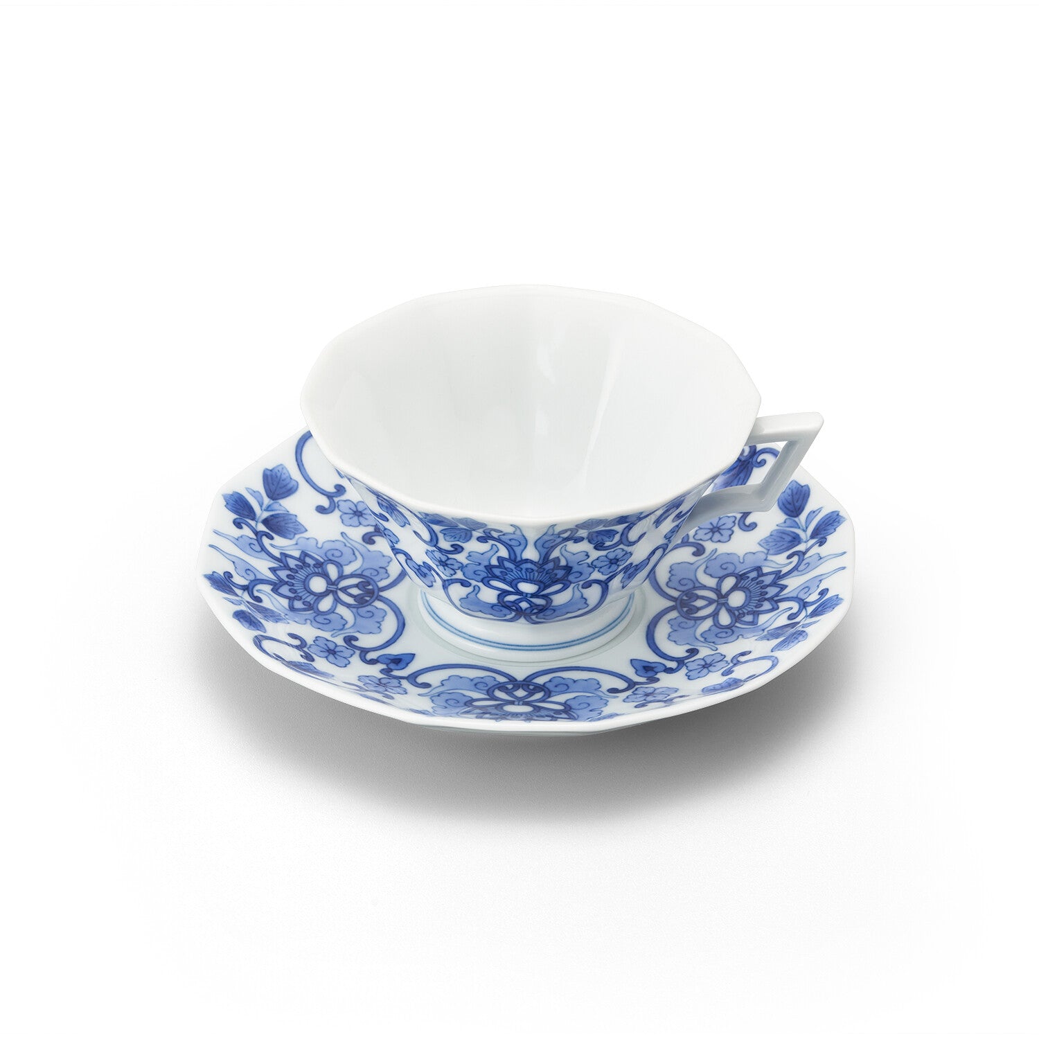 染付 花草山水人物文碗 茶碗 時代箱付 V 7193 染付 花草山水人物文碗