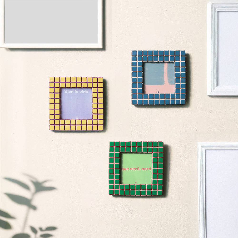 色彩の調和が美しいタイル風フレーム MEX（エムイーエックス） – MAG