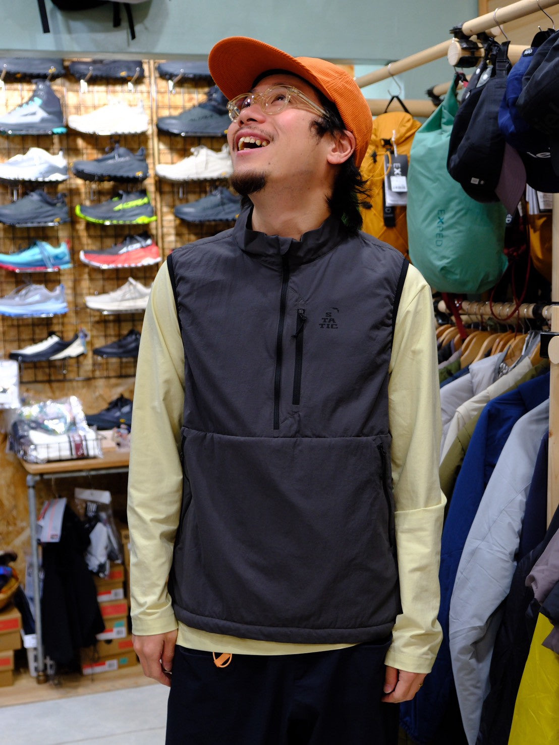 ADRIFT VEST WITH SHELL（オクタ＋シェル素材でアウター使用もできる