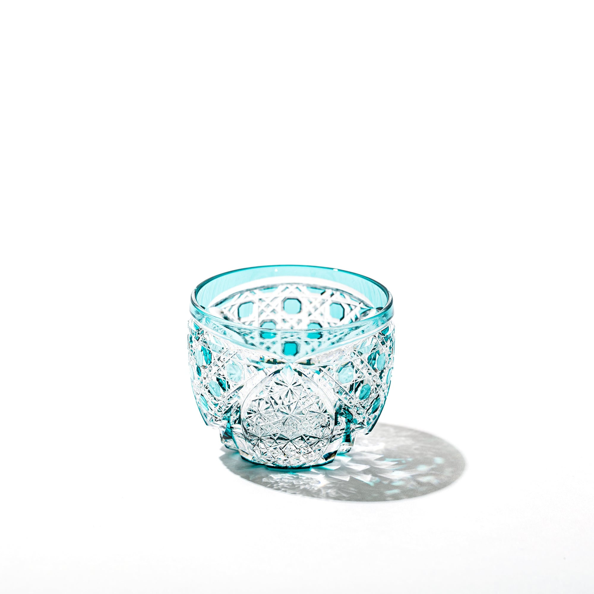 江戸切子 伝統工芸士 木村泰典 作 菊繋ぎに籠目紋 ぐい呑 グリーン