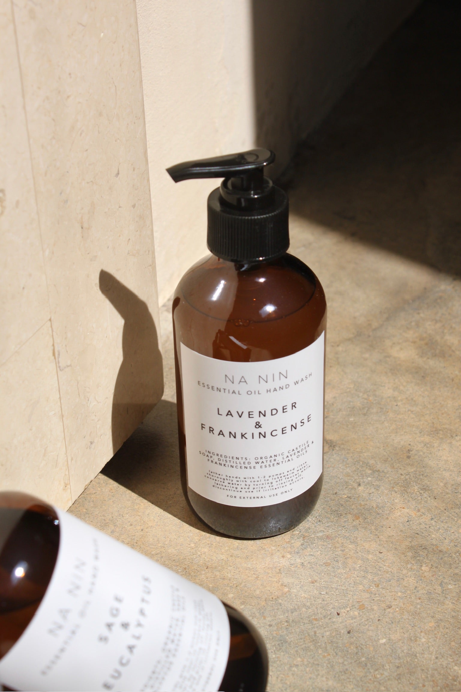 Lavender & Frankincense Essential Oil Hand Wash – NA NIN