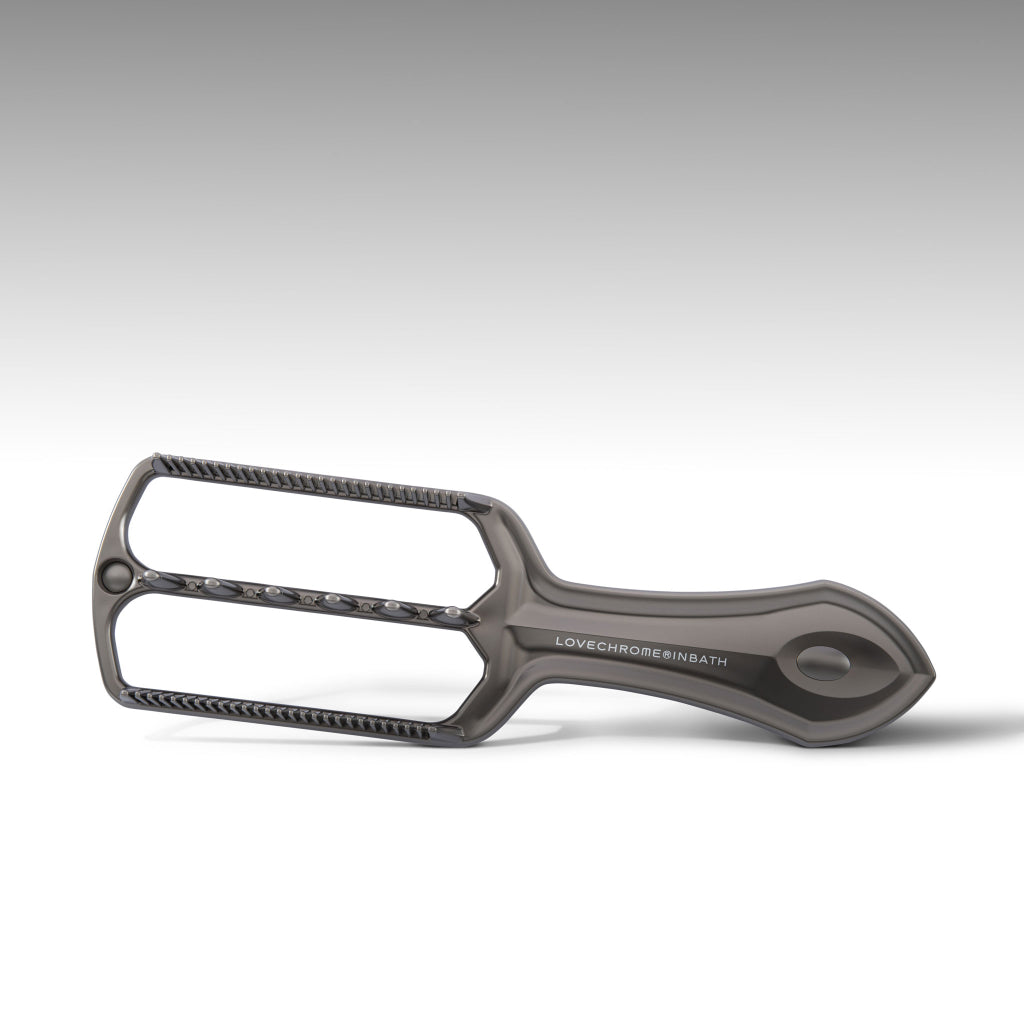 LoveChrome IN BATH PADDLE COMB PREMIUM BLACK