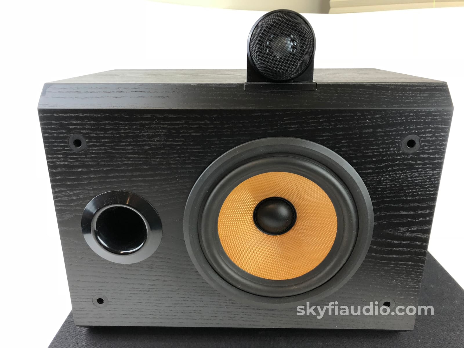 B&W (Bowers & Wilkins) Matrix 805 Vintage Speakers