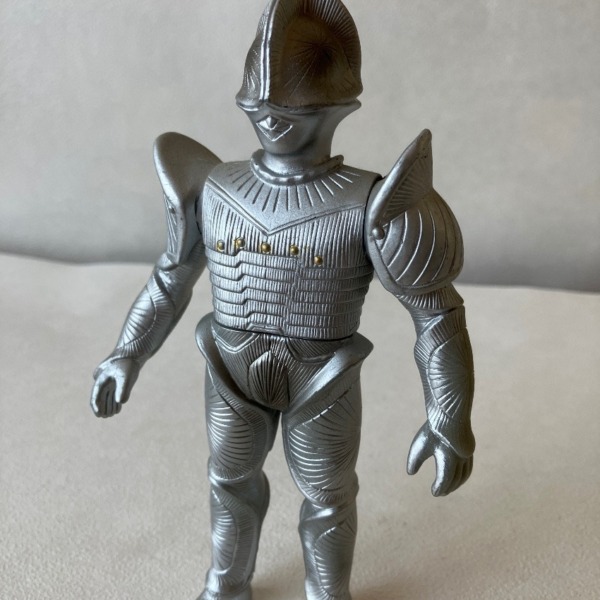 テンペラー星人（ポピー〉 | ソフビマニア - 日本最大のソフビ検索