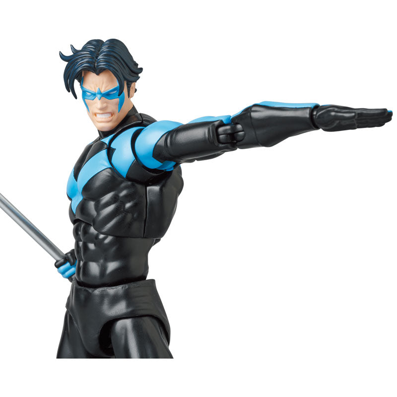 Batman: Hush - Nightwing - Mafex No.175 - Batman: Hush Ver. - 2025