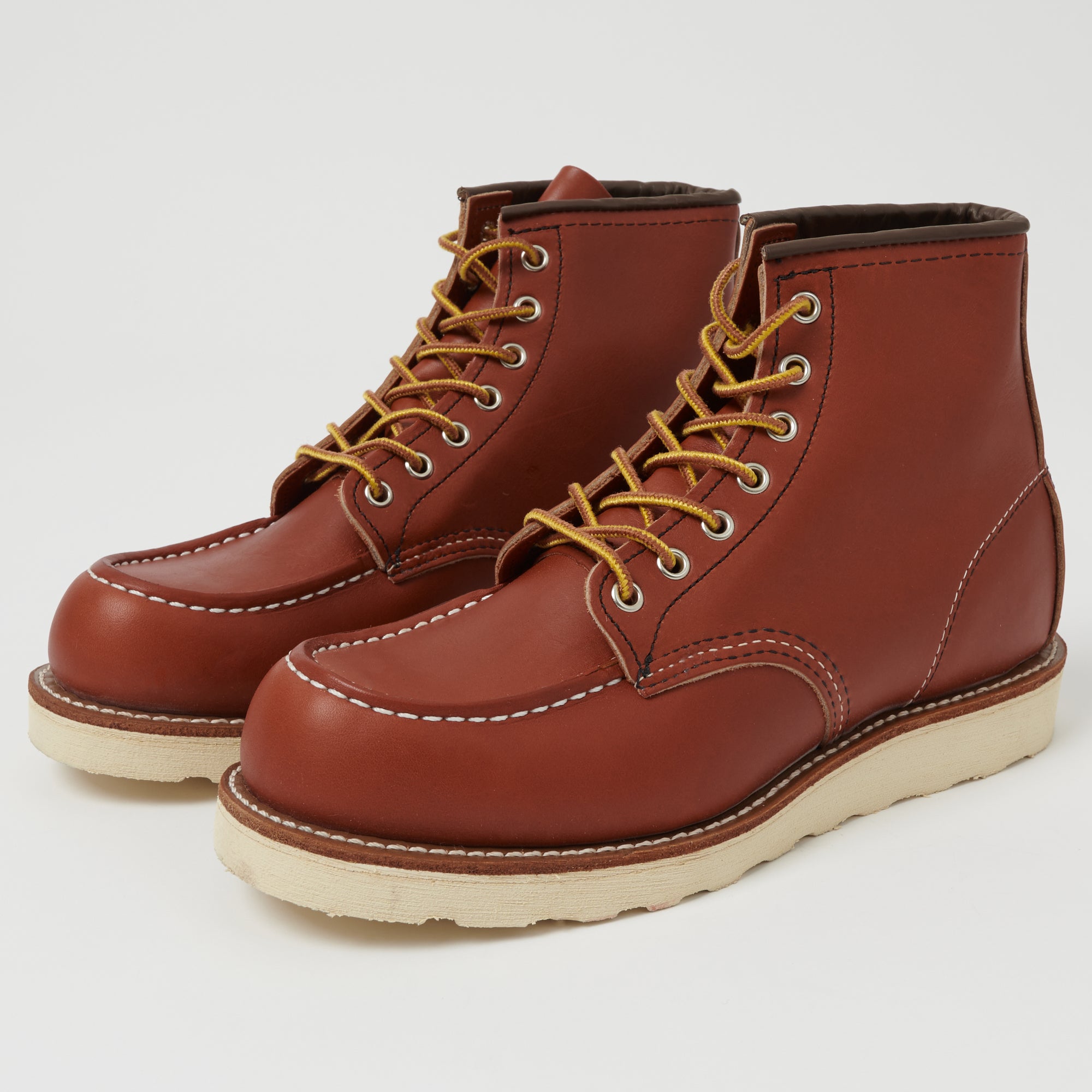 Red Wing 8131 Classic Moc Toe Boot - Oro Russet – SON OF A STAG