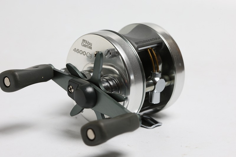 アブガルシア アンバサダー 4600 C3 旧モデル 150016 – Tackle Shop