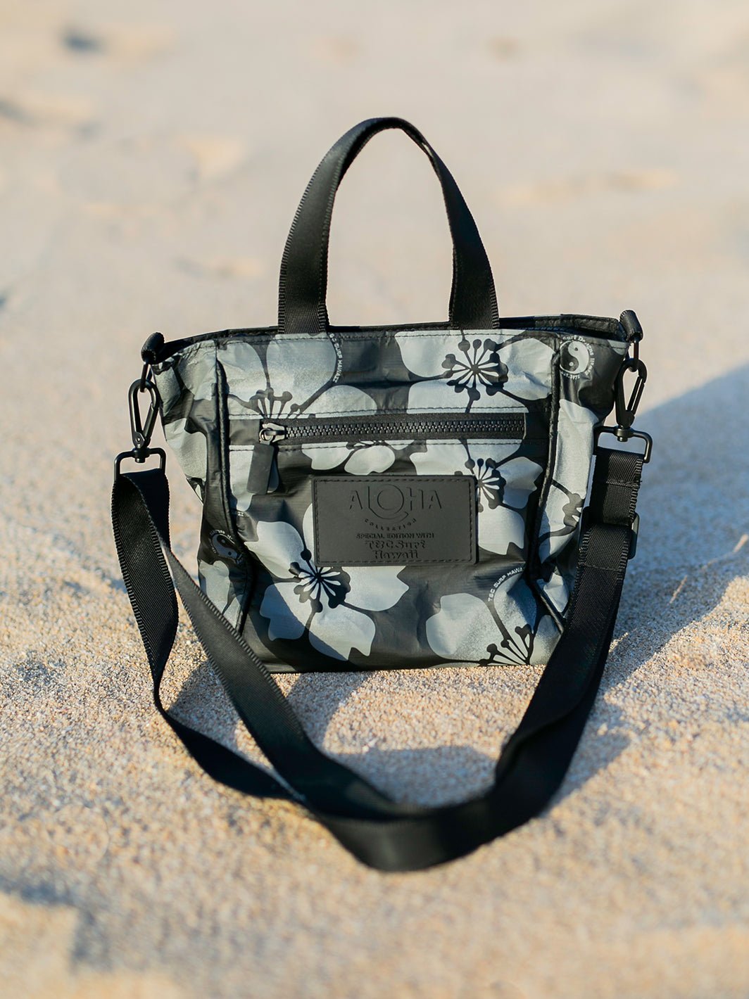 T&C Surf x Aloha Collection Throwback Sakura Day Crossbody – T&C