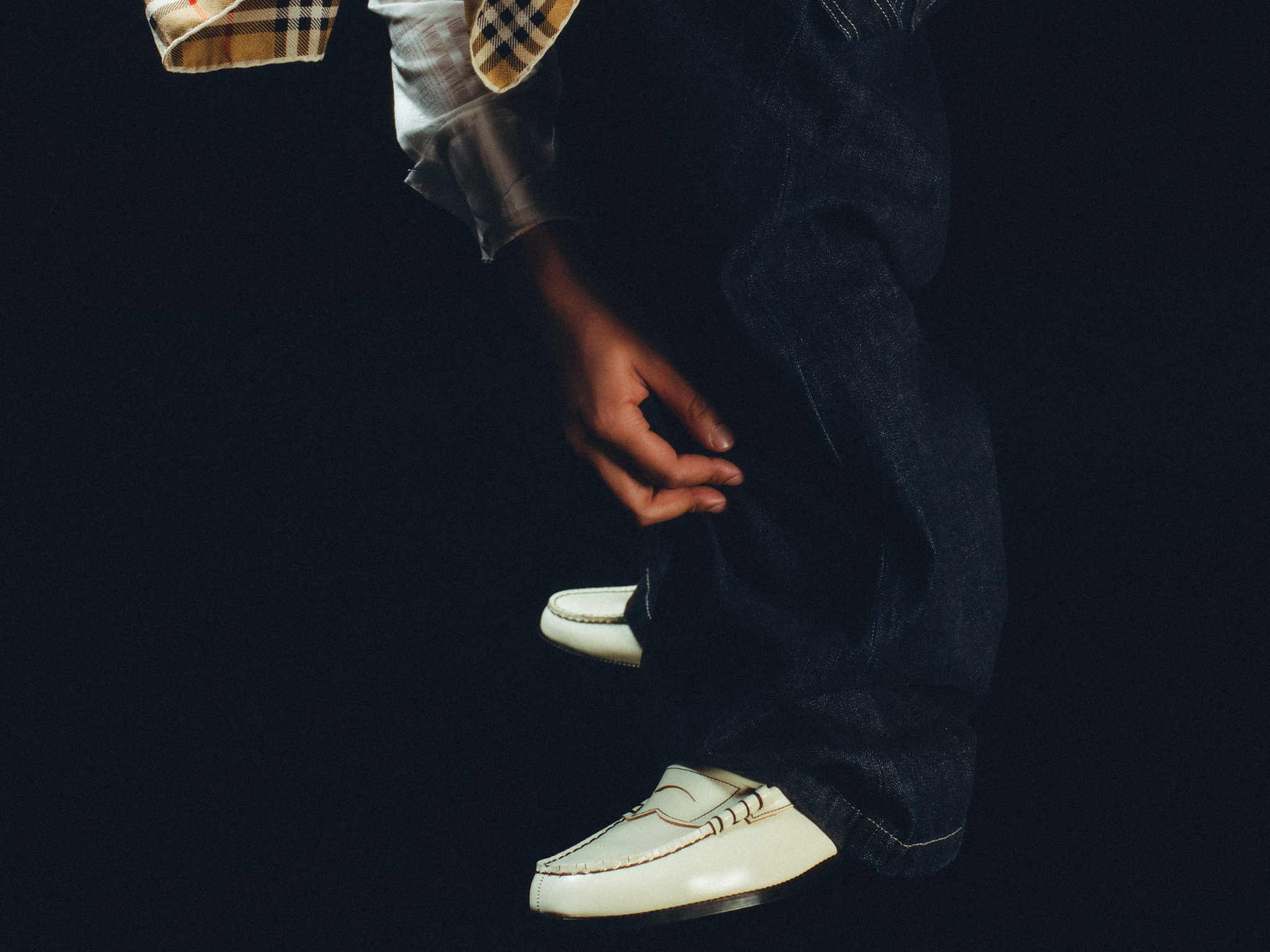 86 WHITE BLACK STITCH CLASSIC LOAFERS – THE KENFORD FINESHOES