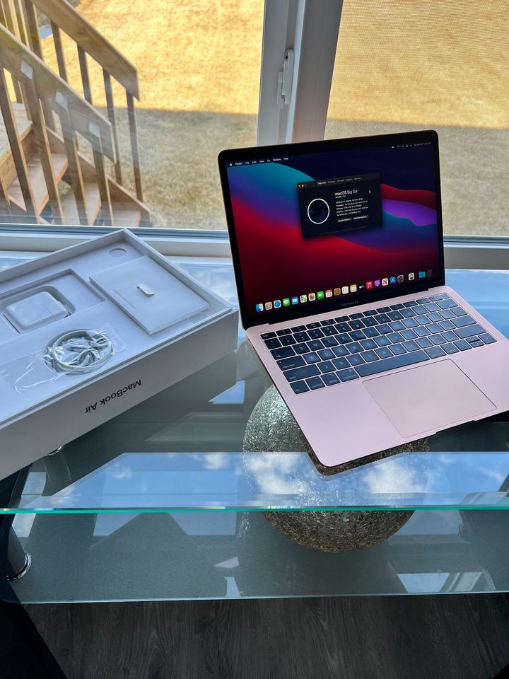 2019 Apple Macbook Retina 13