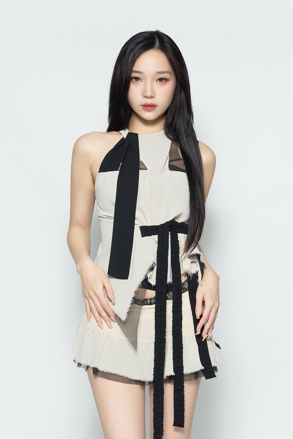 THEREDTHREAD / ザレッドスレッド】S halter flow tops