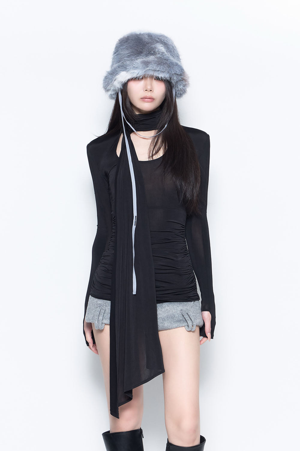 THEREDTHREAD / ザレッドスレッド】S asymmetric drape tops