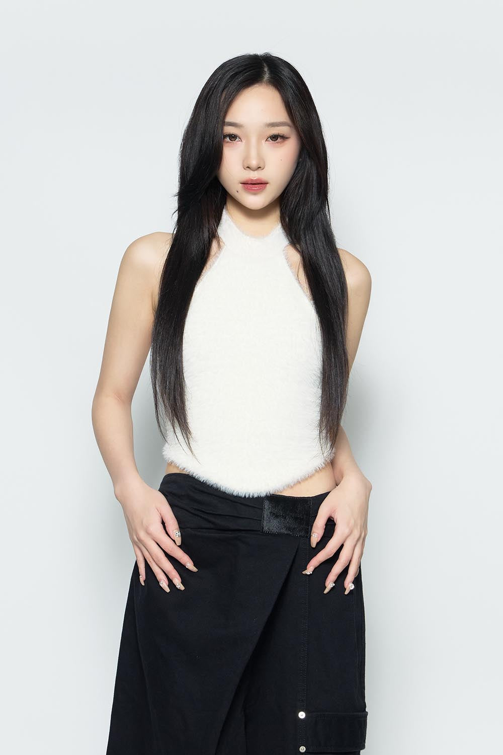 THEREDTHREAD / ザレッドスレッド】S fluffy halter tops