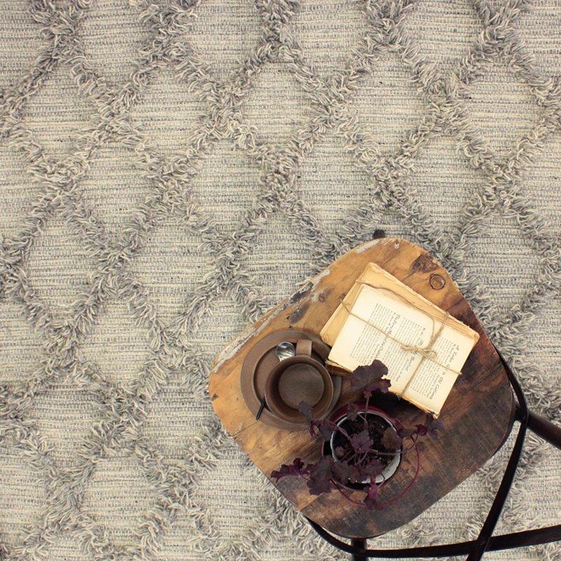 ウール100％のおしゃれなインド製手織りラグ WOOL CROSS RUG グレー