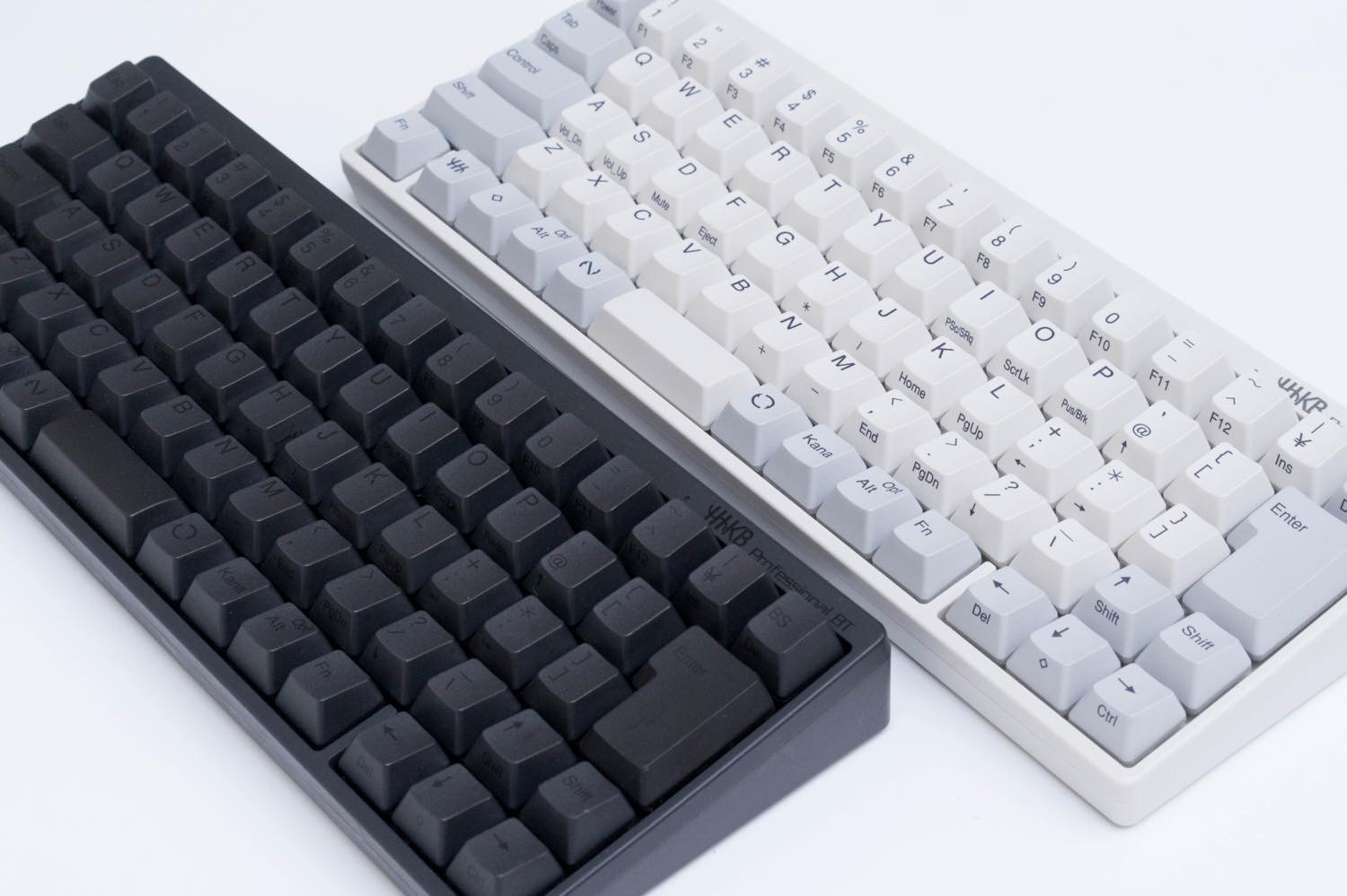 HHKB Professional BT の白モデルレビュー。墨モデルとの比較や購入の