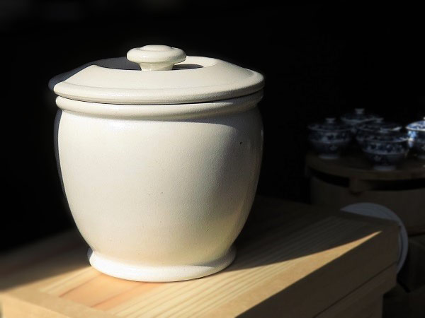 入荷情報】加藤さんのつくる甕（かめ）