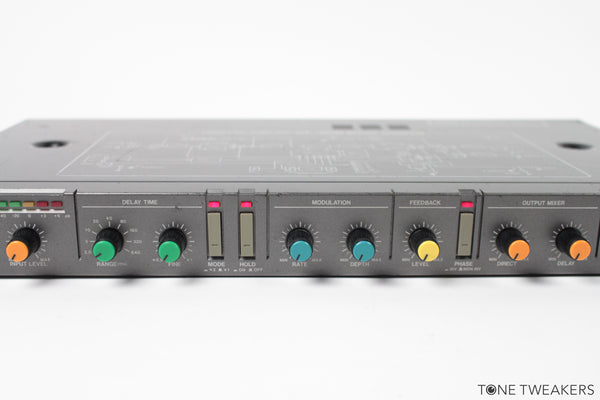 Boss DE-200 Digital Delay For Sale – Tone Tweakers Inc.