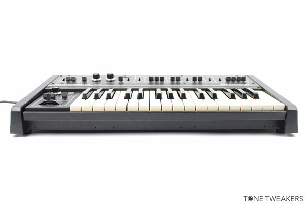 Roland SH-09 Synthesizer For Sale - Meticulously Refurbished