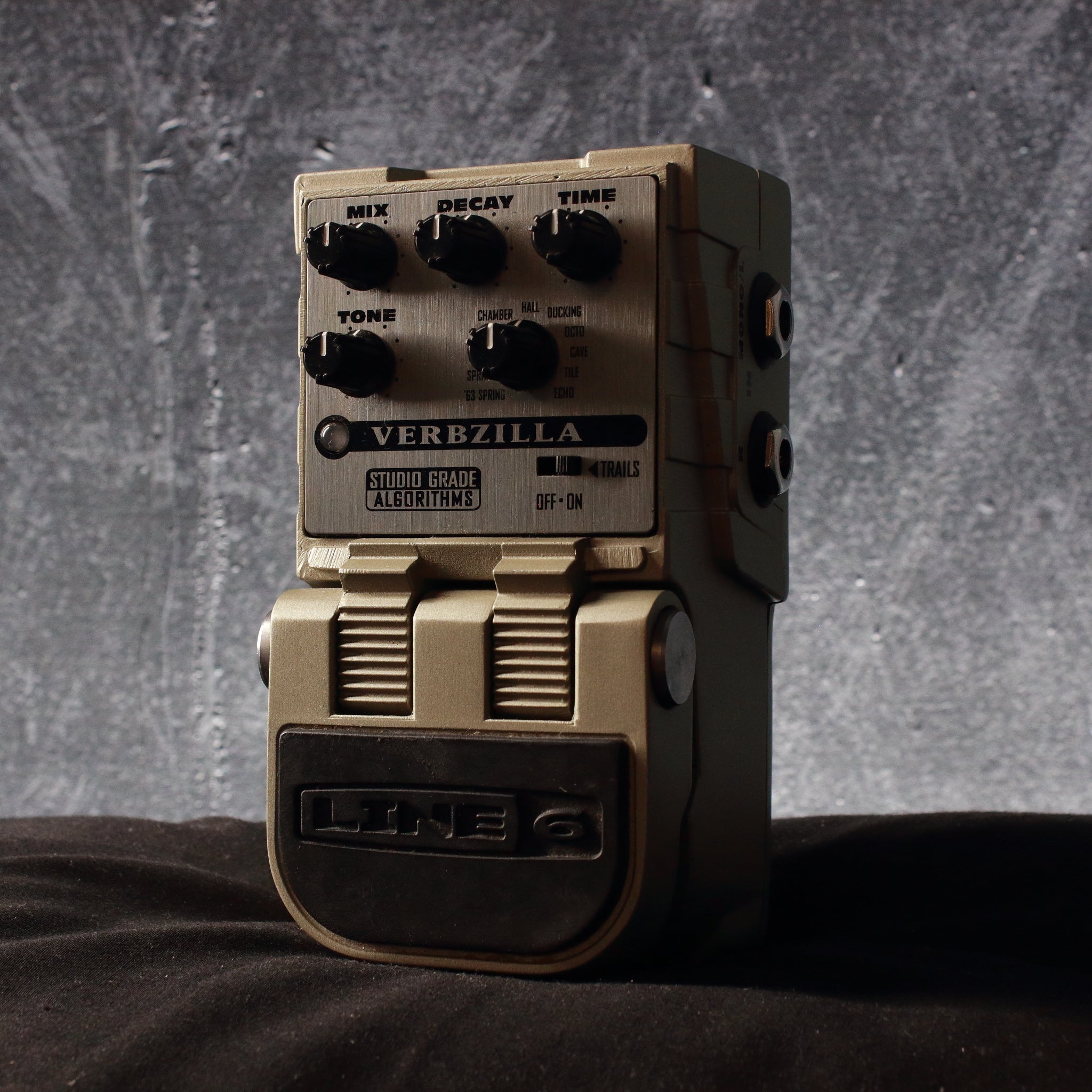 Line 6 Verbzilla Reverb Pedal – Topshelf Instruments