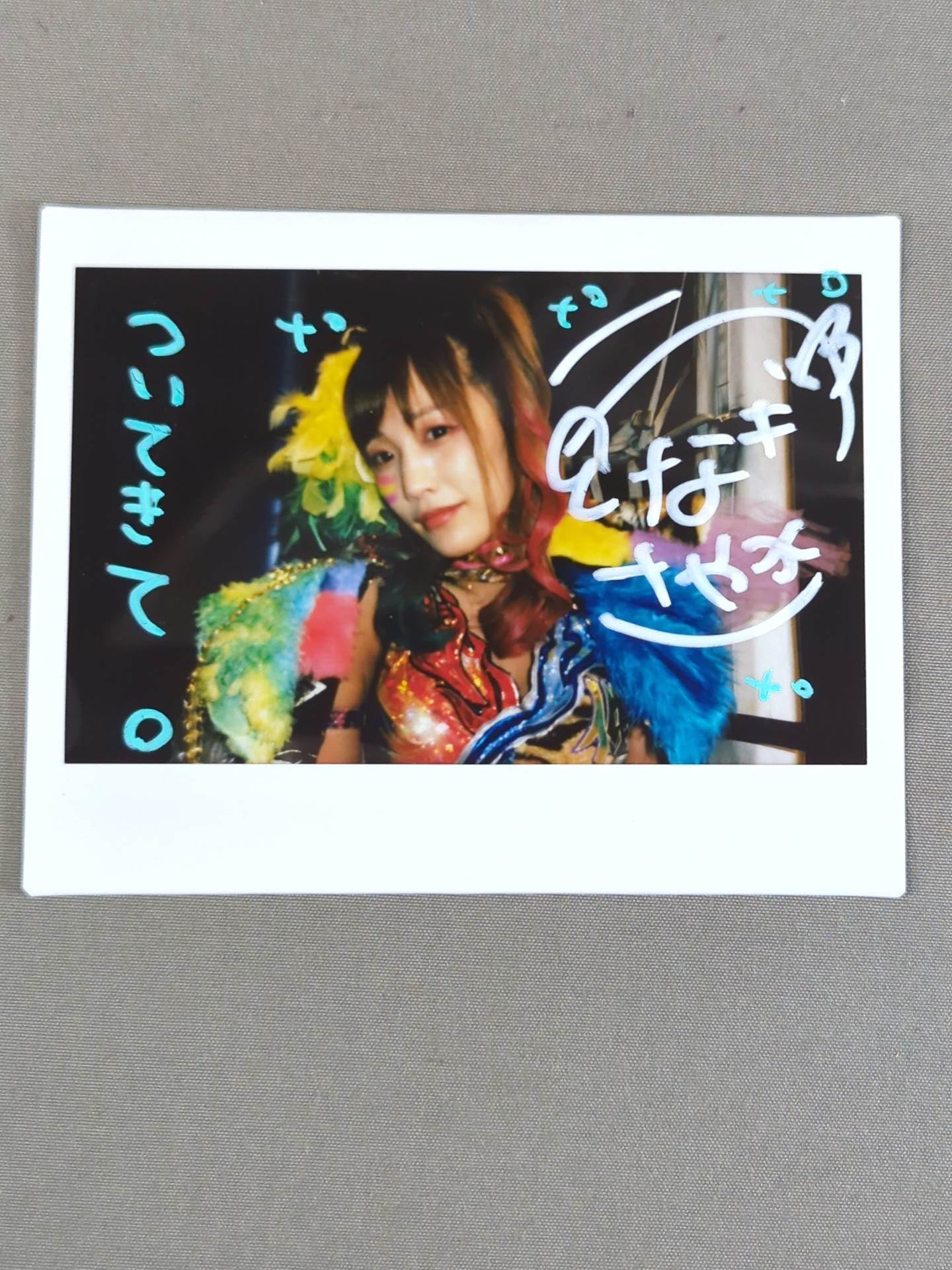 ウナギ・サヤカ 直筆サイン入り チェキ(N-2) – 闘道館