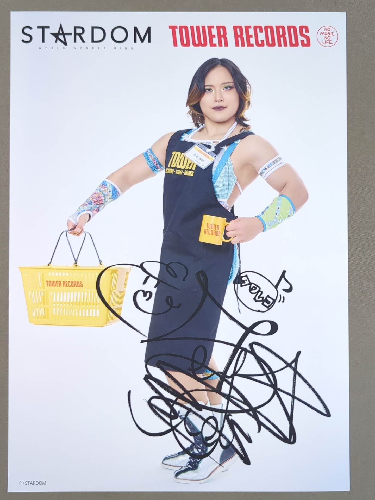 飯田沙耶 スターダム×TOWER RECORDS 2025 ポートレート – 闘道館