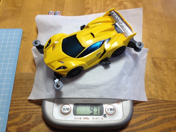 小学3年生のSiSO-Jr.1、ミニ四駆にMAシャーシ ファーストトライ