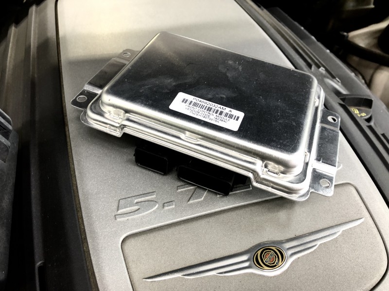 フロントコントロールモジュールによる各種警告誤作動/クライスラー